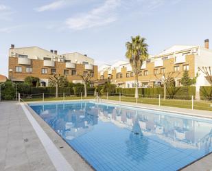 Piscina de Casa adosada en venda en  Zaragoza Capital amb Terrassa i Piscina