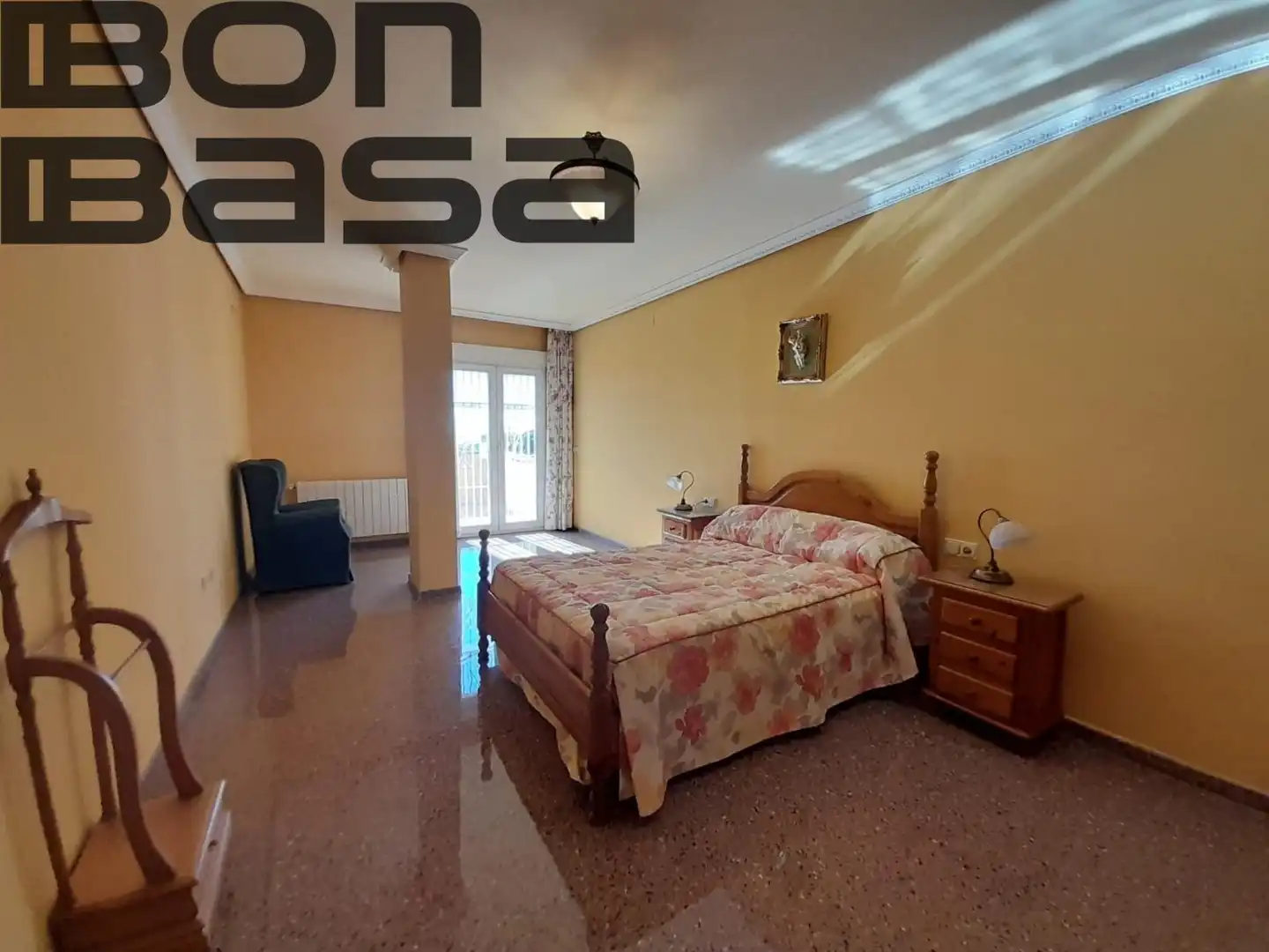 Vista exterior de Casa o xalet en venda en Alicante / Alacant amb Aire condicionat, Jardí privat i Piscina