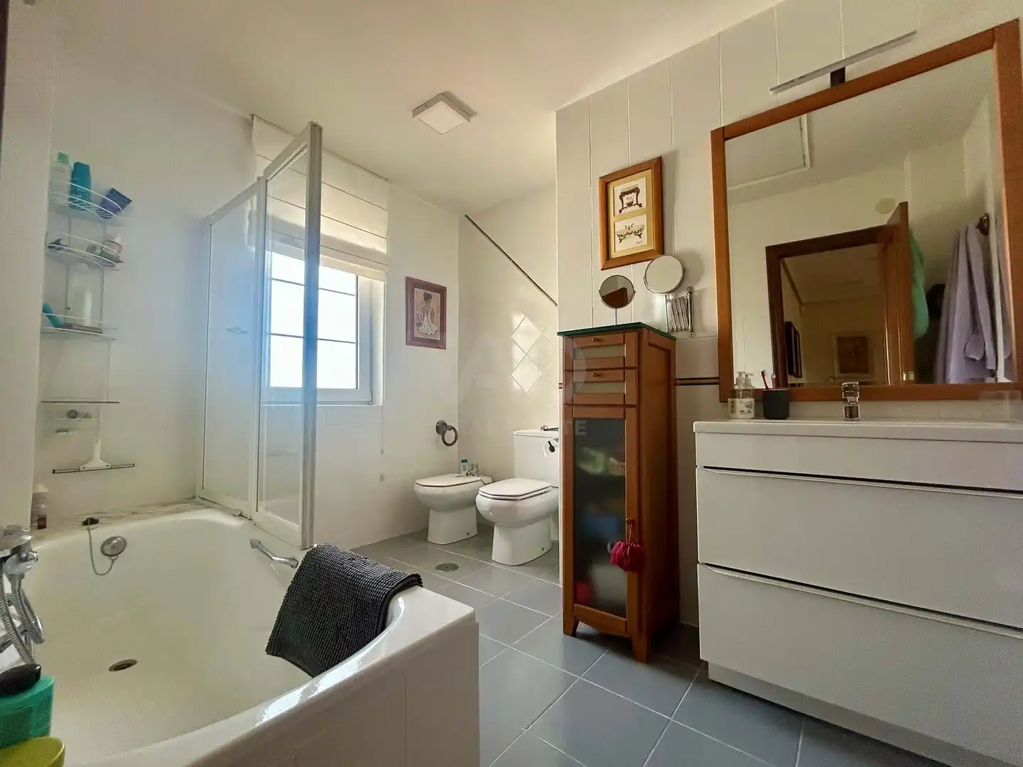 Bathroom of Houses for sale in Santovenia de la Valdoncina  with Heating and Terrace