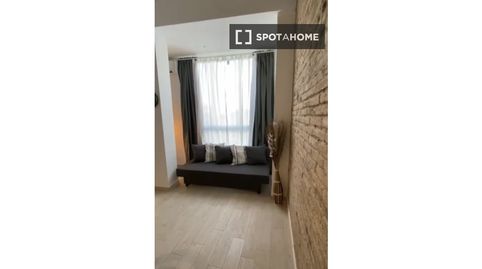 Foto 2 de Piso de alquiler en Morvedre, Valencia Capital