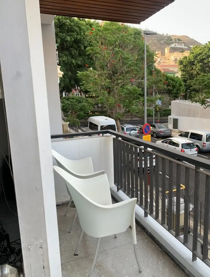 Terrasse von Einfamilien-Reihenhaus zum Verkauf in Santa Cruz de Tenerife mit Klimaanlage, Terrasse und Abstellraum