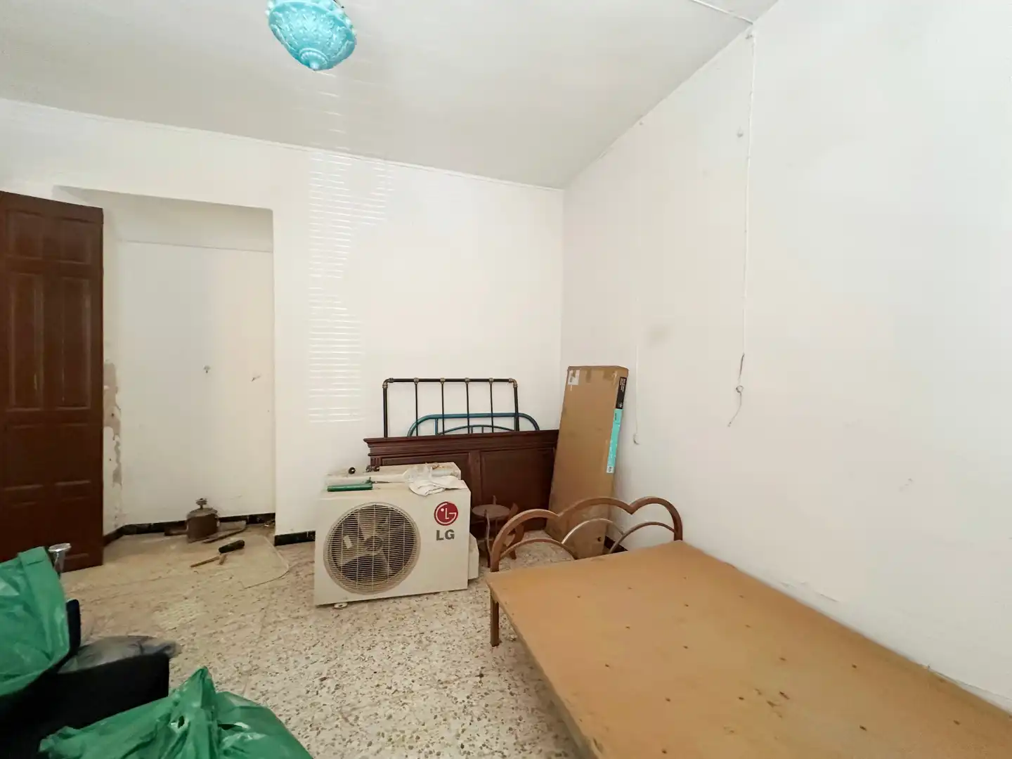 Casa adosada en venta en Campillos