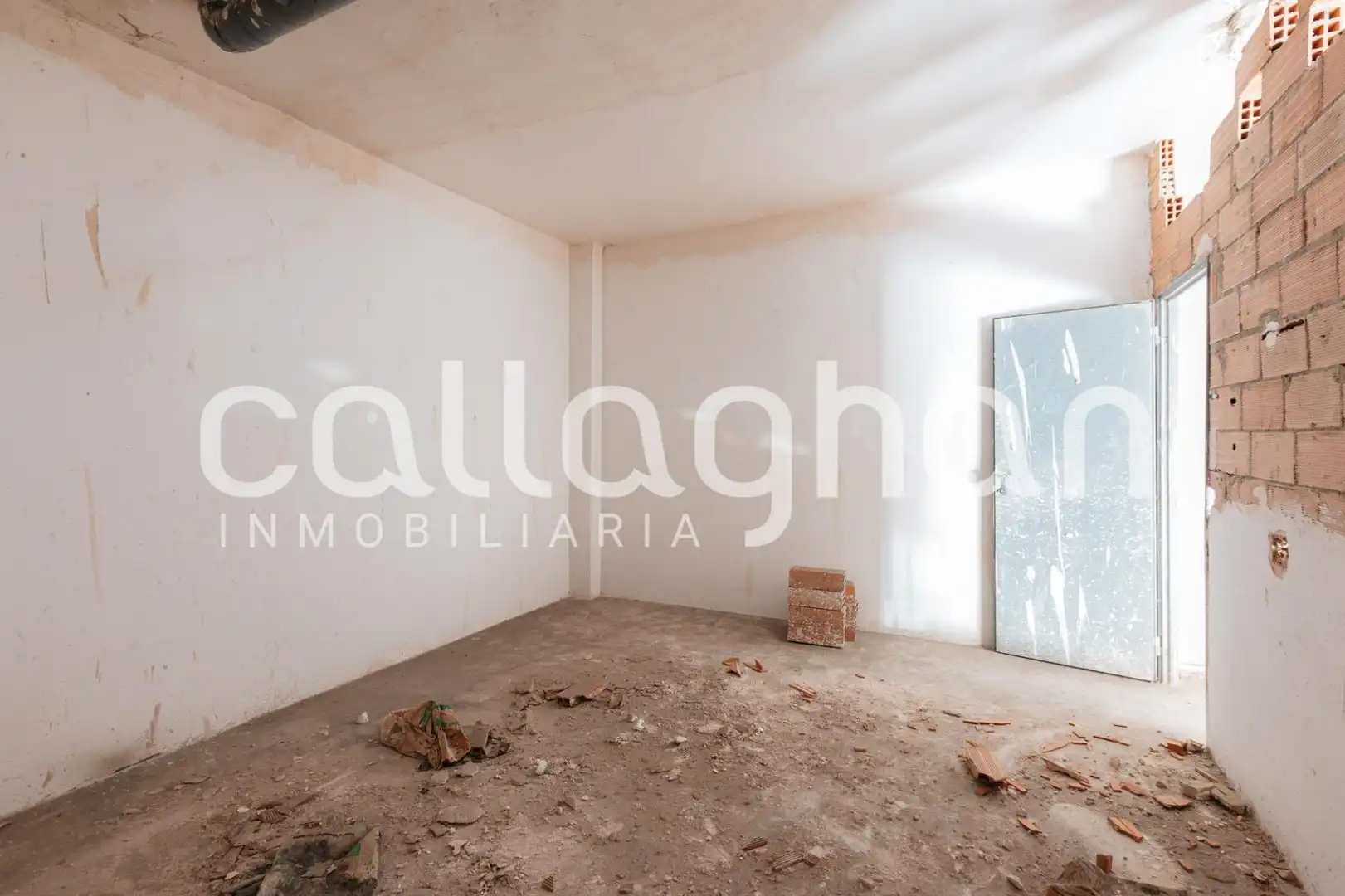 Local en venta en Calle LEOPOLDO PILES ROS, Vara de Quart
