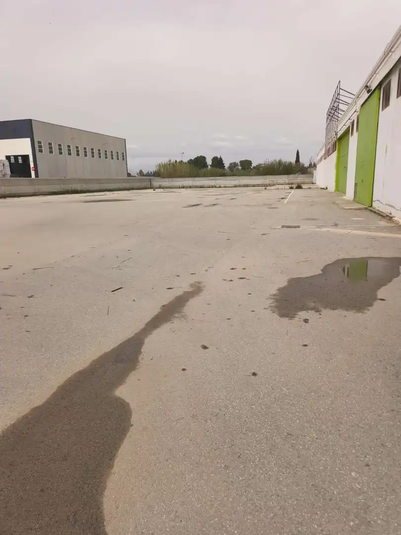 Parkplatz von Fabrikhallen zum Verkauf in Molina de Segura