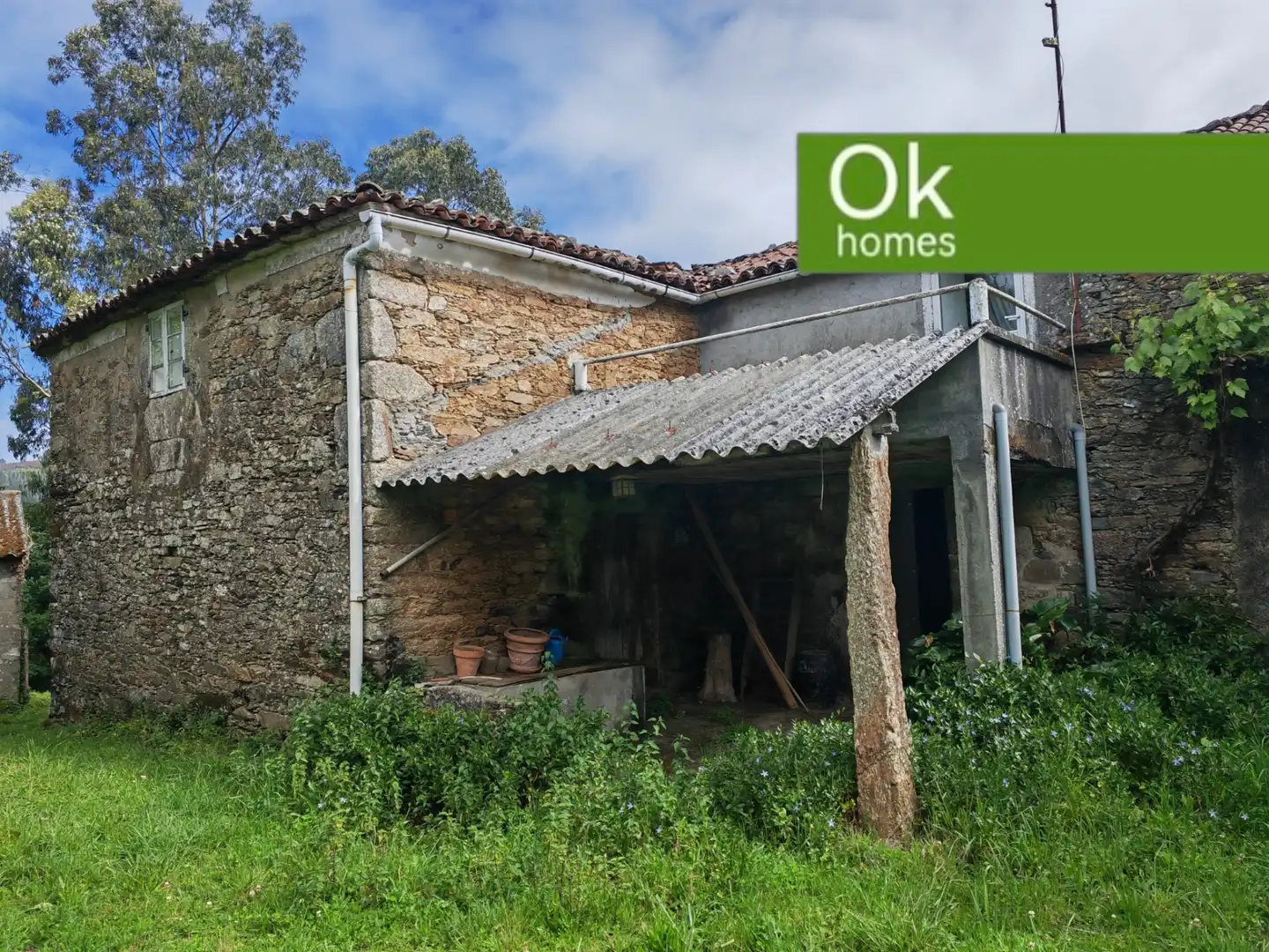 Vista exterior de Finca rústica en venda en Toques amb Jardí privat, Traster i Moblat