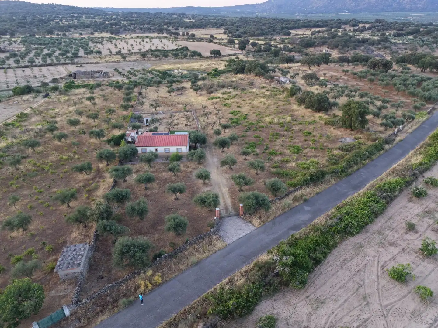 Country homes for sale in Alcuéscar  with Storage room and Swimming Pool