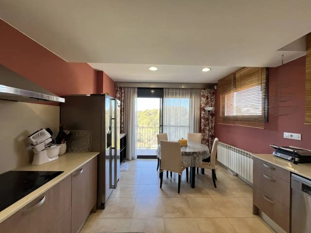 Cuina de Casa o xalet en venda en Caldes de Montbui amb Aire condicionat, Calefacció i Jardí privat