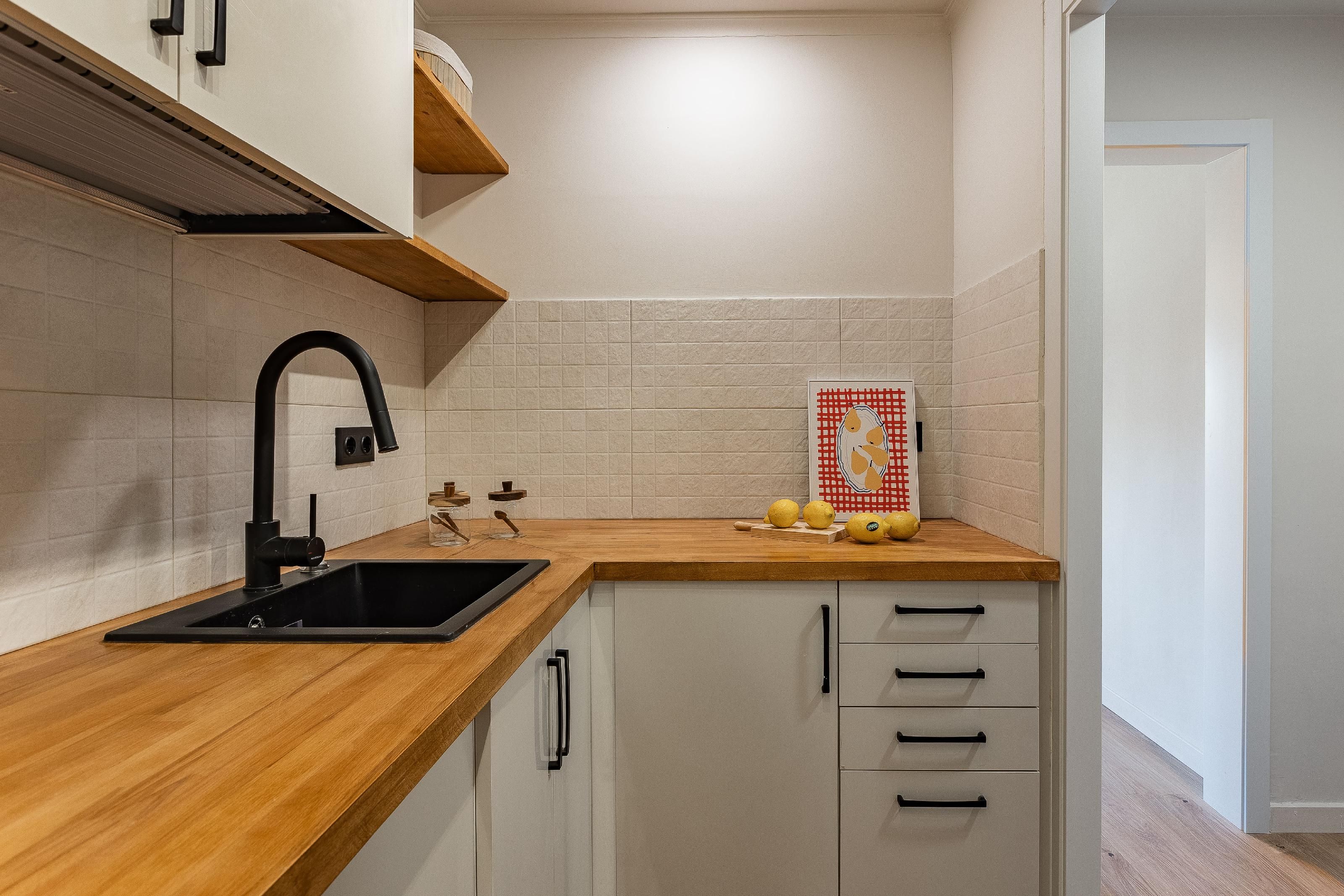 Kitchen of Flat for sale in Cerdanyola del Vallès  with Parquet flooring