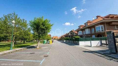 Foto 2 de Casa adosada en venta en N/a, Ris, Noja