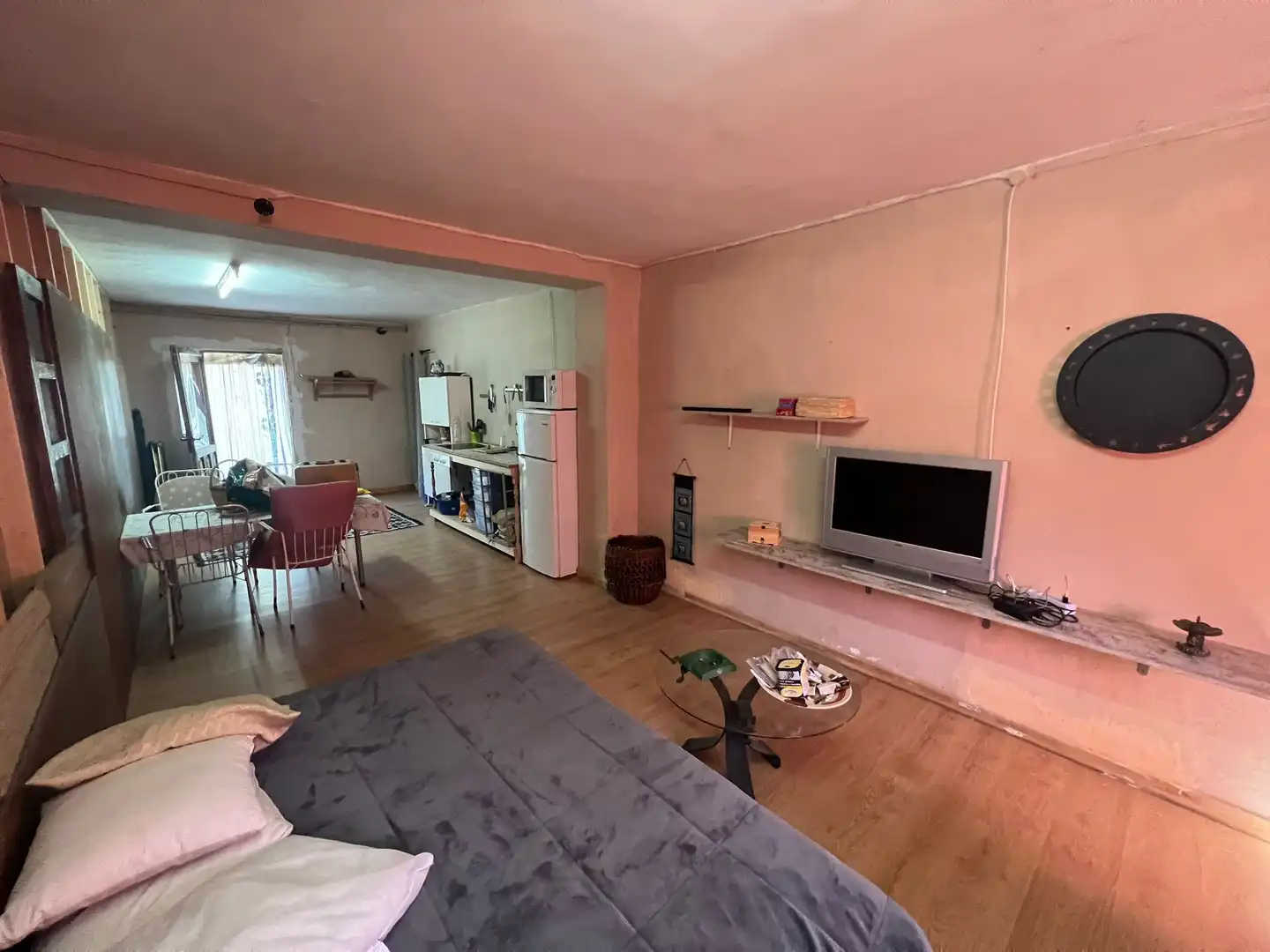 Sala de estar de Casa o chalet en venta en Navacepedilla de Corneja con Calefacción, Jardín privado y Parquet