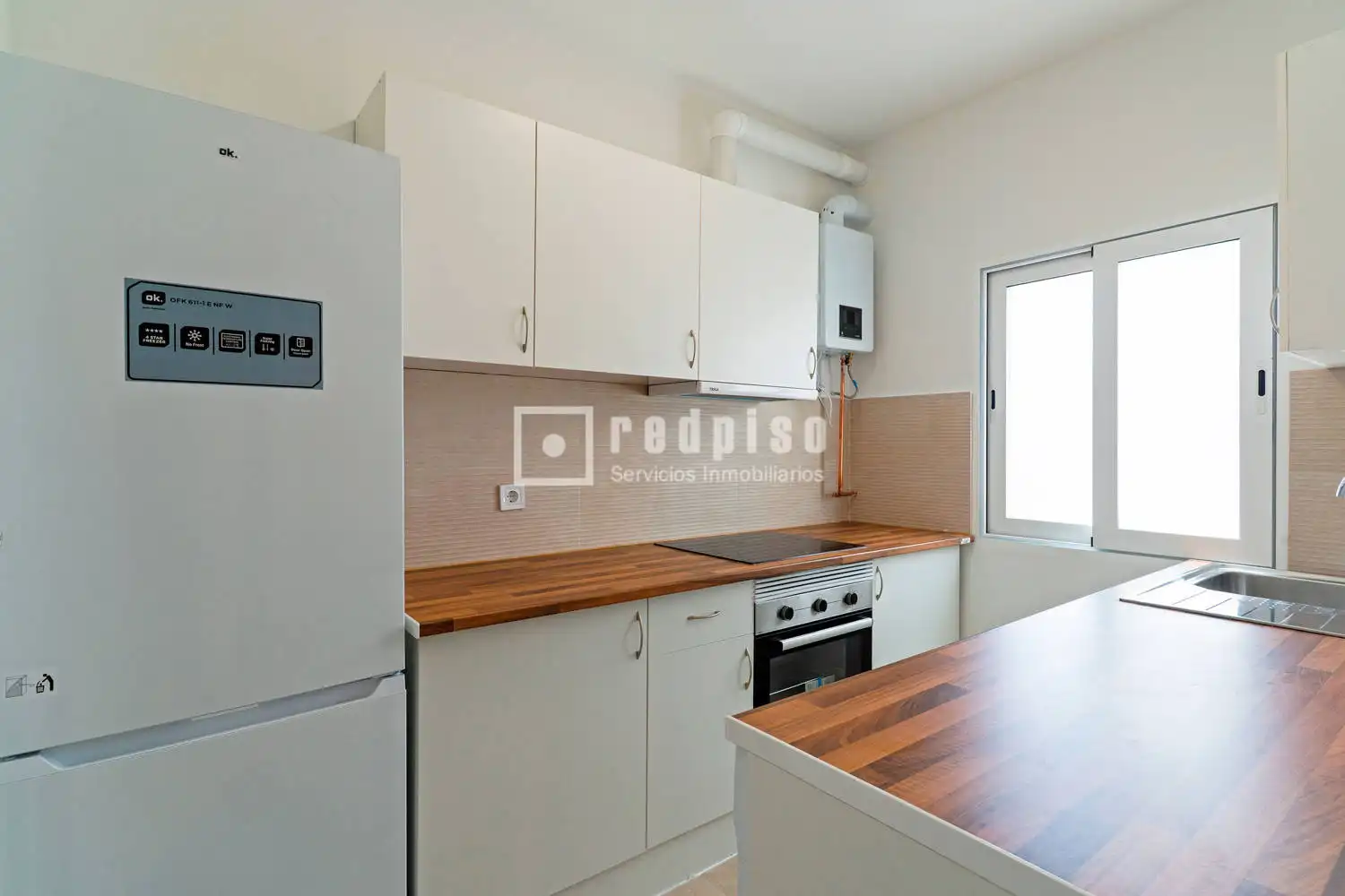 Cuina de Pis en venda en Madrid amb Terrassa