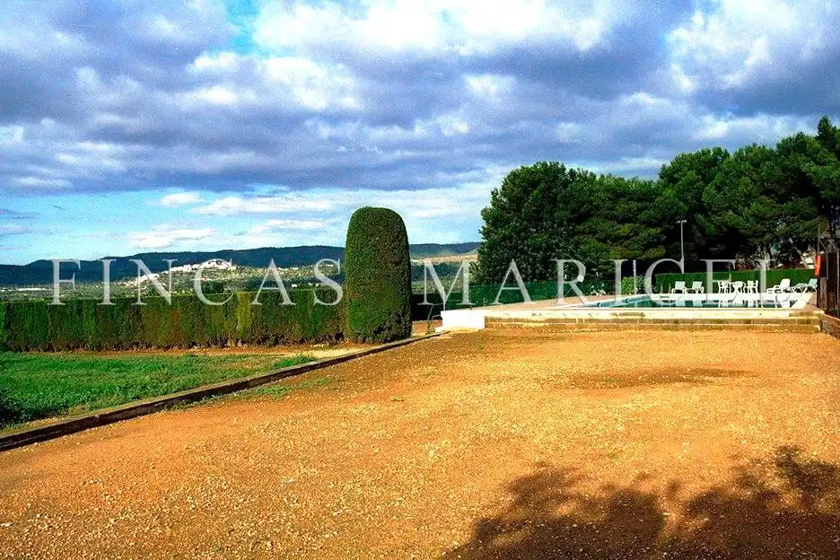 Finca rústica en venta en El Vendrell con Calefacción, Jardín privado y Terraza