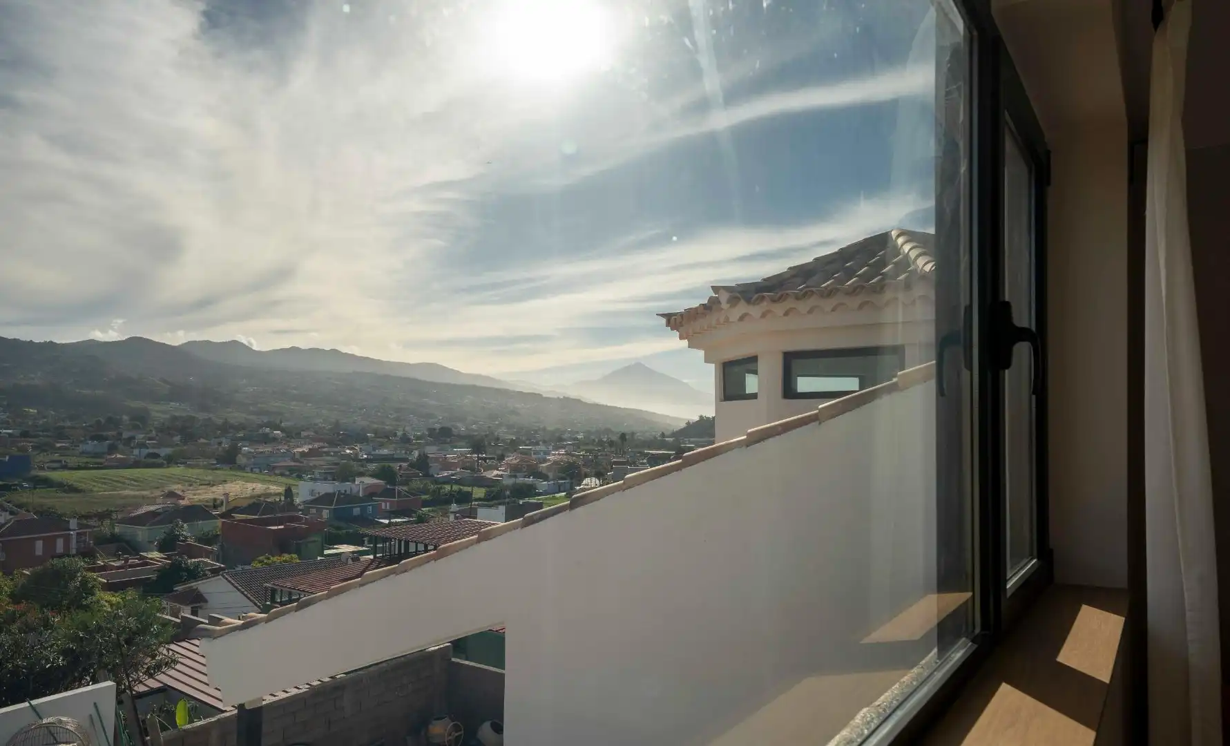 Vista exterior de Casa o chalet en venta en San Cristóbal de la Laguna con Jardín privado, Parquet y Terraza