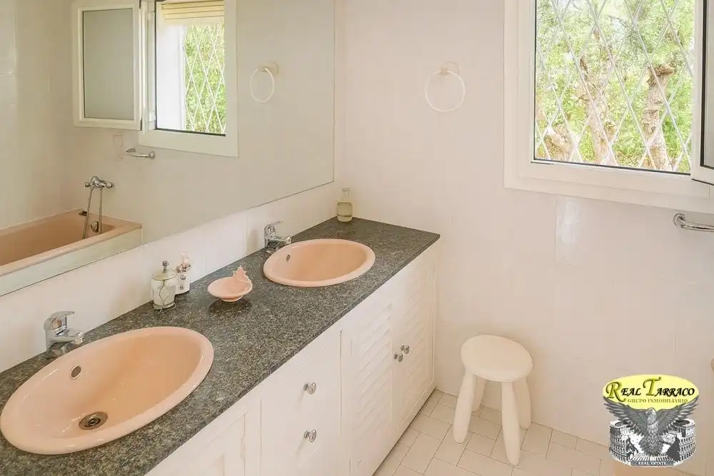 Baño de Casa o chalet en venta en El Masnou con Jardín privado