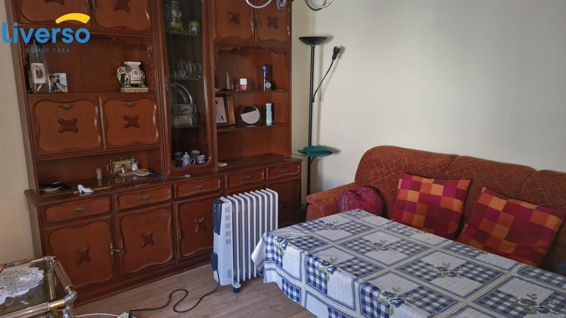 Sala d'estar de Casa o xalet en venda en Fuentecén amb Balcó