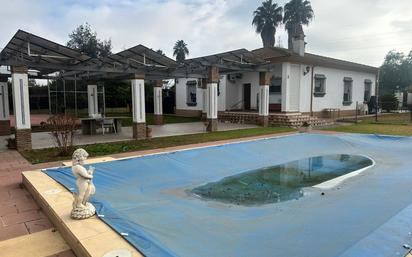 Piscina de Casa o xalet en venda en  Córdoba Capital amb Aire condicionat, Jardí privat i Traster