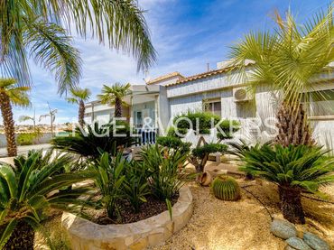 Casa con balcone in vendita a San Fulgencio