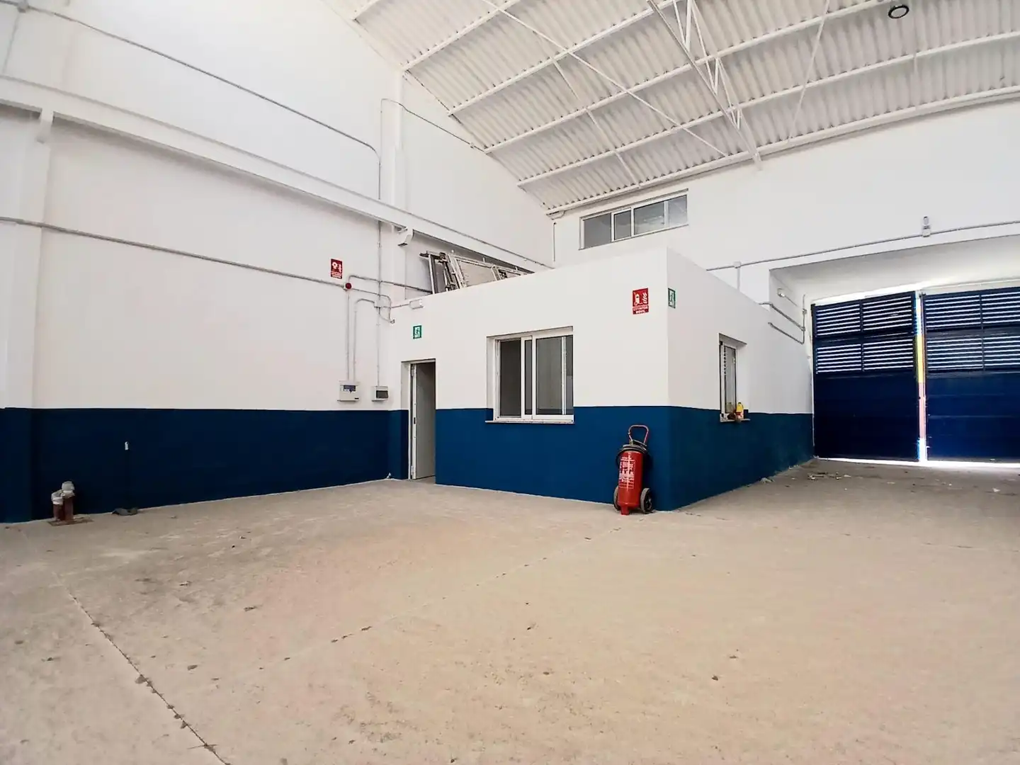 Nave industrial en venta en Florida - Ciudad de Asís