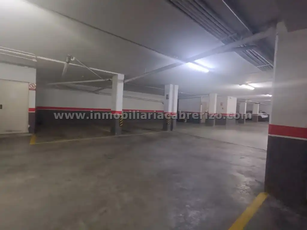 Individual con ascensor en venta en Calle Tirso de Molina, imagen 3