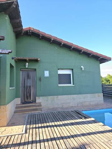Casa-chalet en Venta en Salinas de Pisuerga - Avenida Barruelo en Salinas de Pisuerga