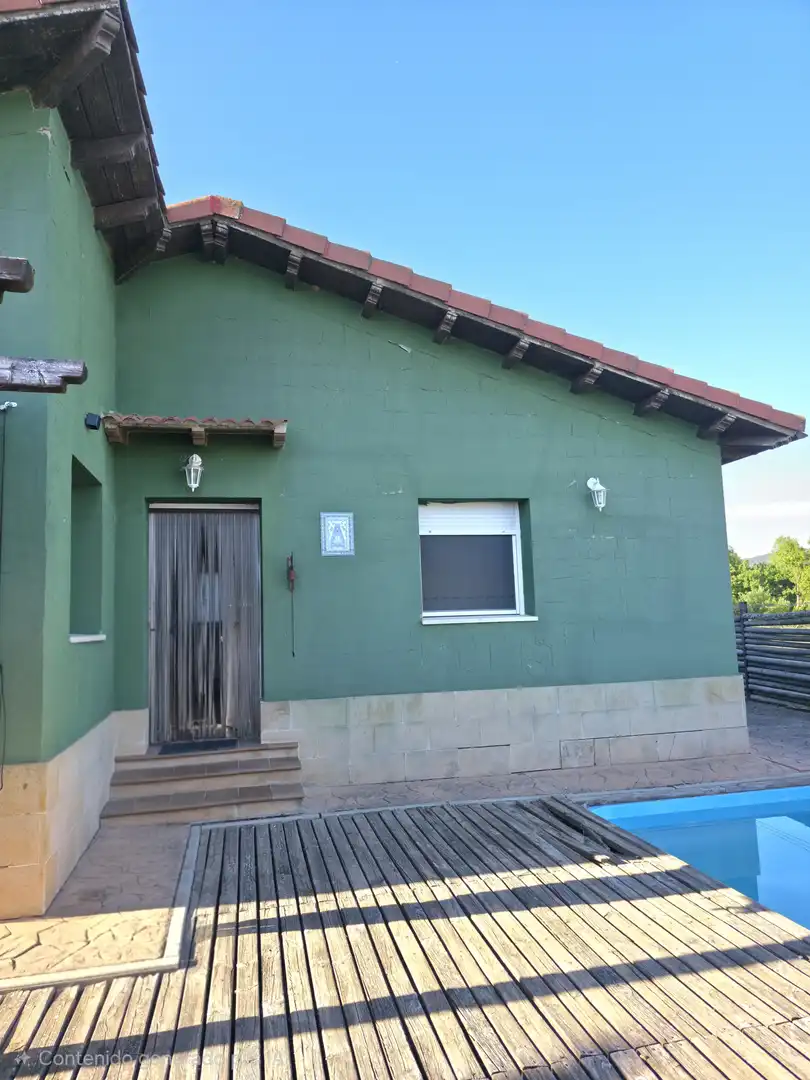 Exterior view of Houses for sale in Salinas de Pisuerga  with Private garden, Storage room and Swimming Pool