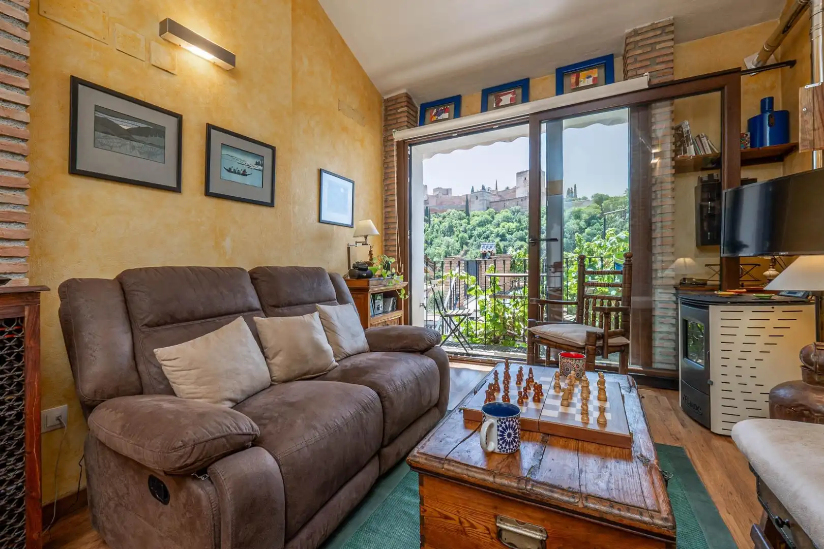 Sala de estar de Casa o chalet en venta en Granada con Terraza y Balcón