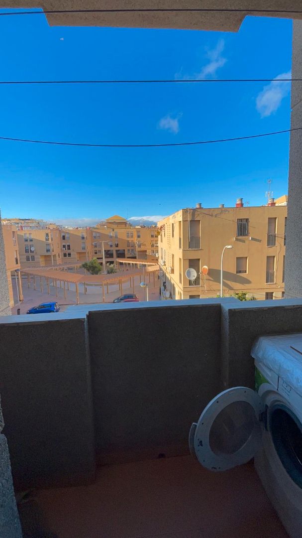 Vista exterior de Piso en venta en  Melilla Capital con Amueblado