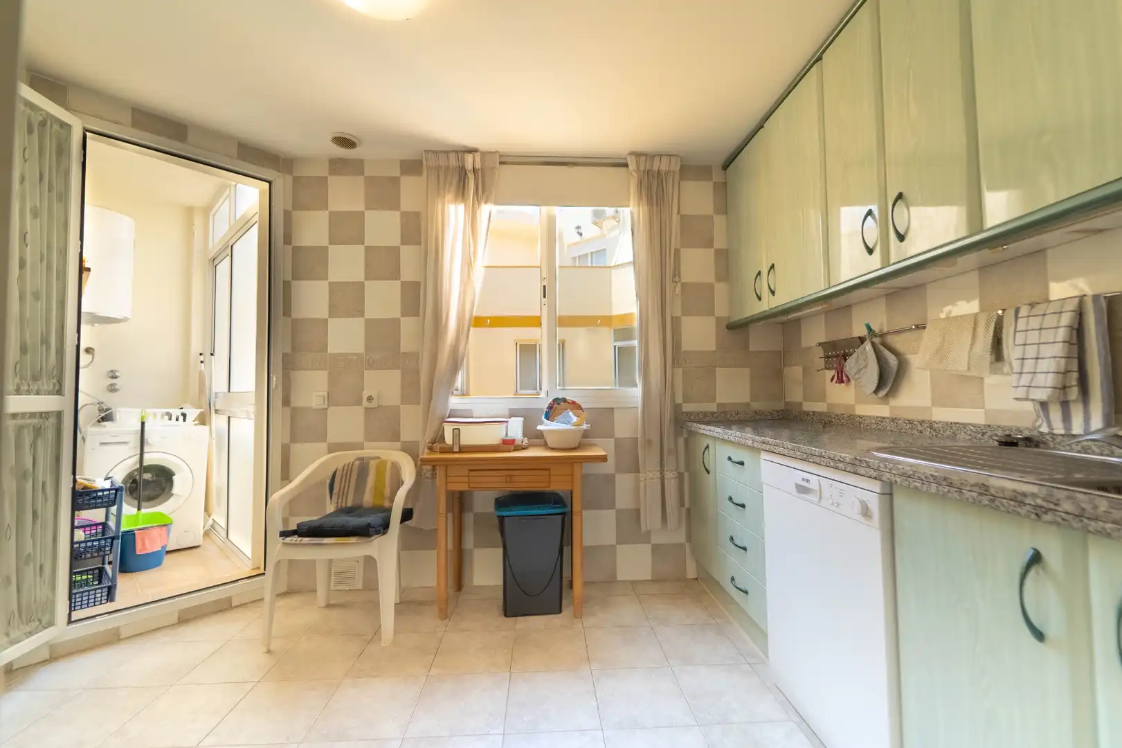 Wohnung mit Terrasse zum Verkauf in Calle Romería del Rocío, imagen 10