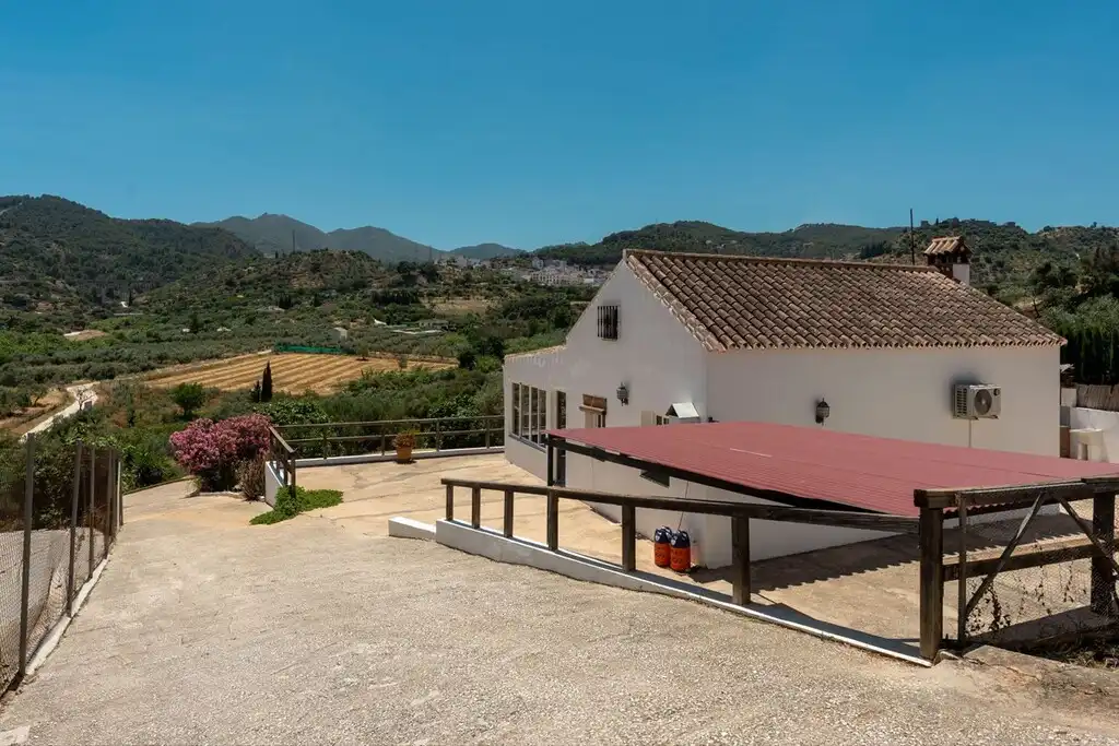 Casa rústica amb piscina en venda a Monda, imagen 38
