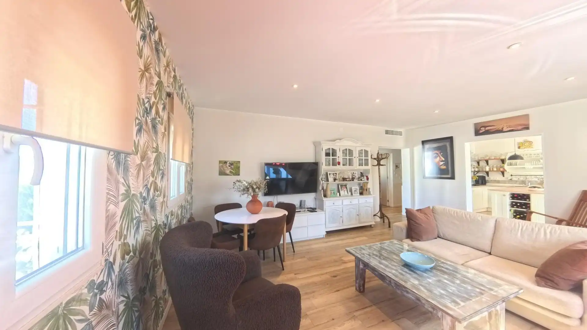 Sala d'estar de Casa o xalet en venda en El Puerto de Santa María amb Aire condicionat, Jardí privat i Traster