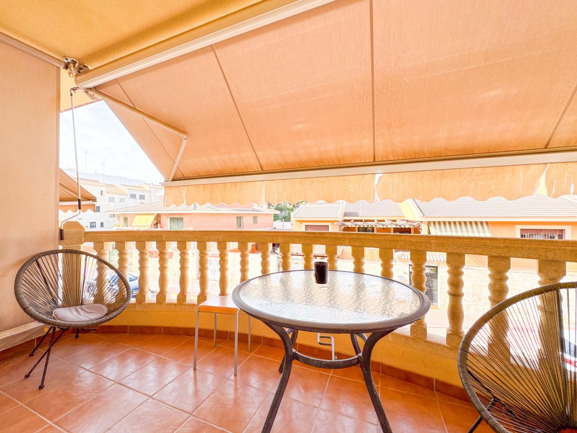 Terraza de Casa o chalet en venta en Guardamar del Segura con Aire acondicionado, Calefacción y Terraza