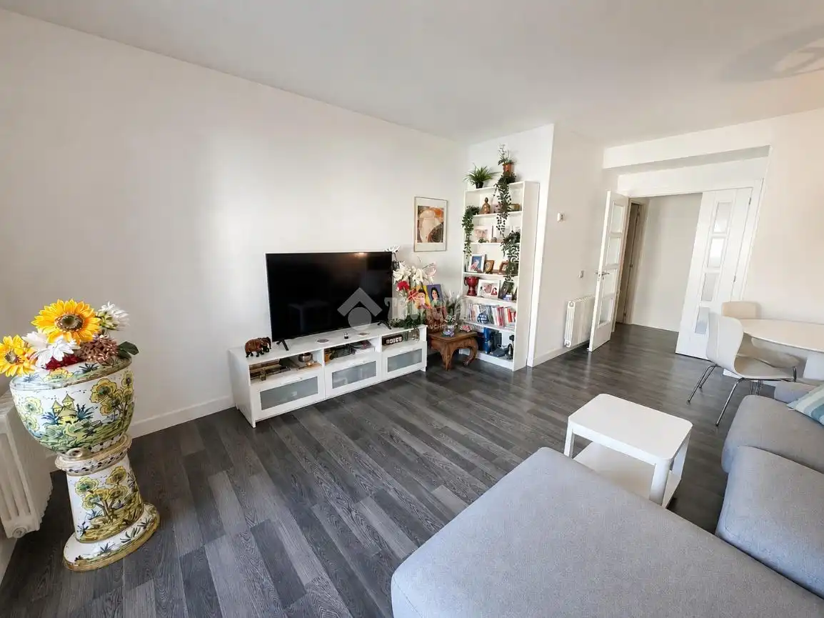 Sala d'estar de Pis en venda en Collado Villalba amb Calefacció, Terrassa i Traster