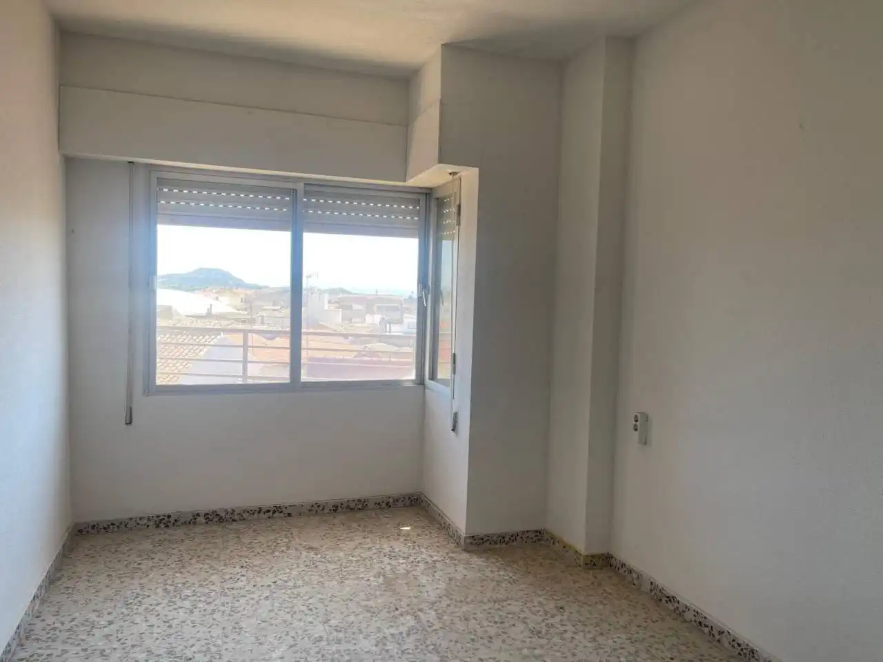 Habitación de Piso en venta en Tobarra con Balcón