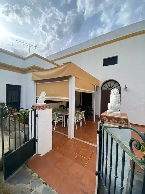 Country homes for sale in Calle Badajoz, 80, Barcarrota