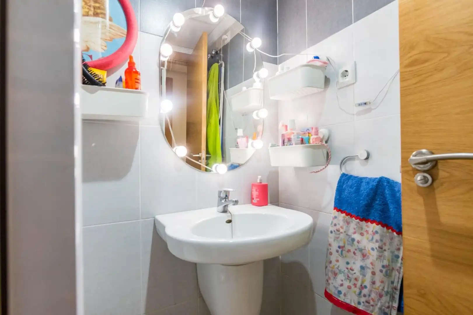 Baño de Apartamento en venta en Murcia con Aire acondicionado, Terraza y Trastero