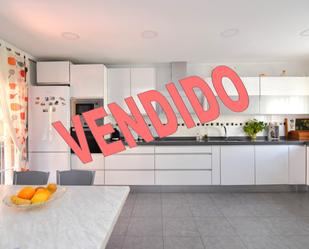 Kitchen of Single-family semi-detached for sale in Villaviciosa de Odón  with Air Conditioner and Terrace