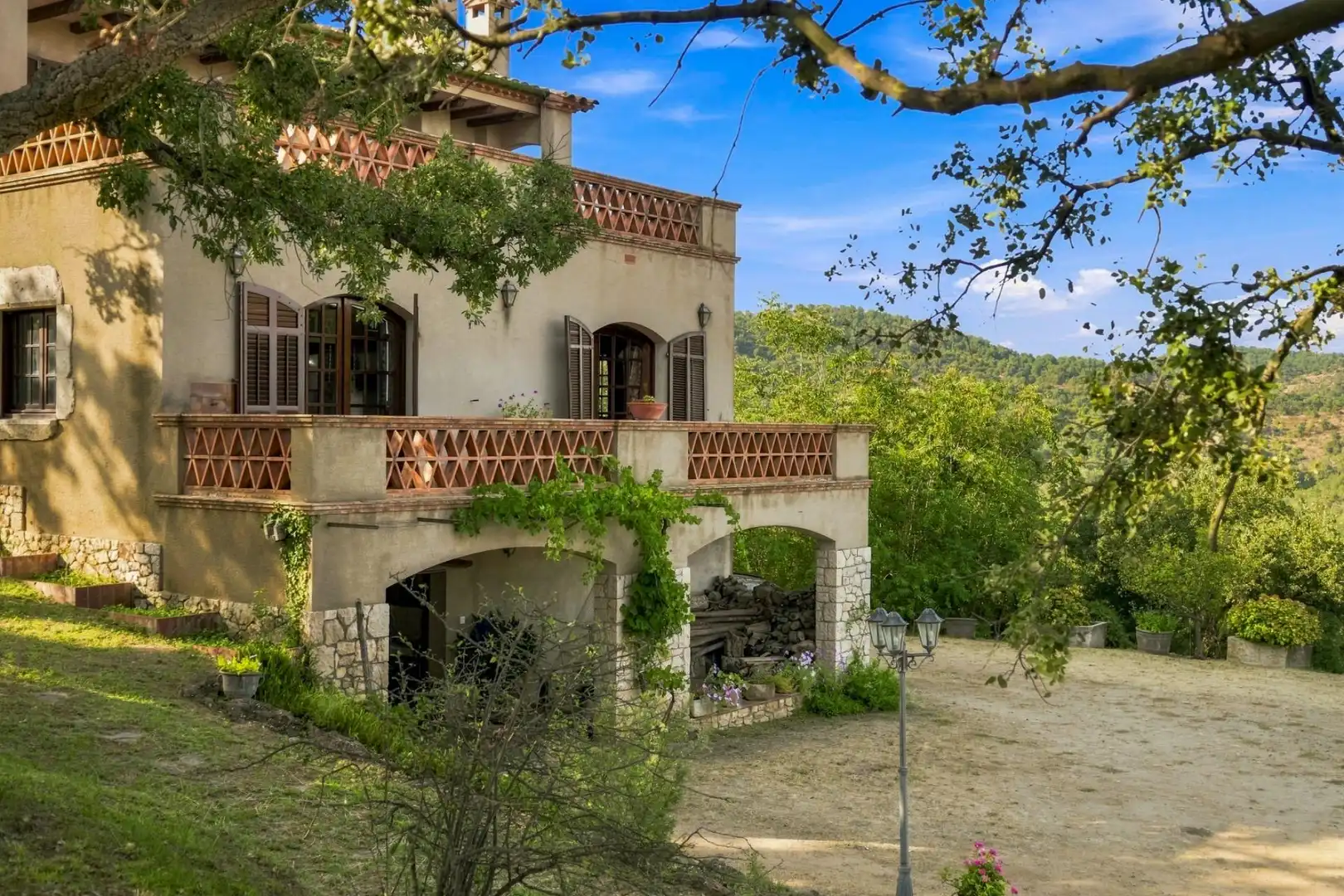Exterior view of Houses for sale in Darnius  with Private garden, Storage room and Balcony