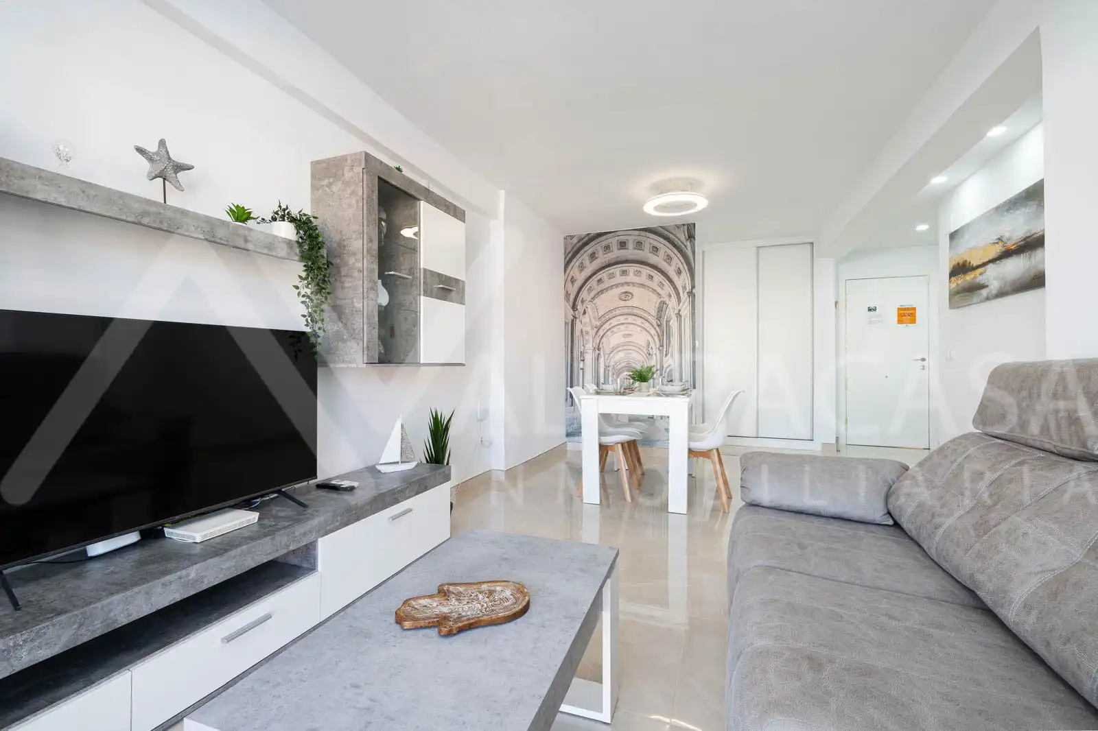 Pis de lloguer a Calle Orfila, Parque Ayala - Jardín de la Abadía - Huelín