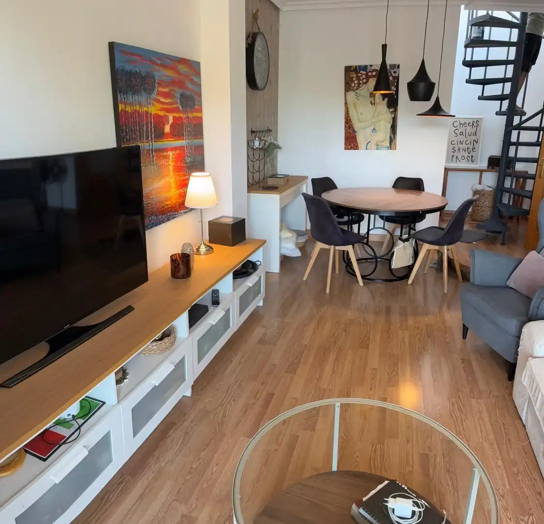 Comedor de Ático en venta en Torrent con Aire acondicionado, Calefacción y Jardín privado