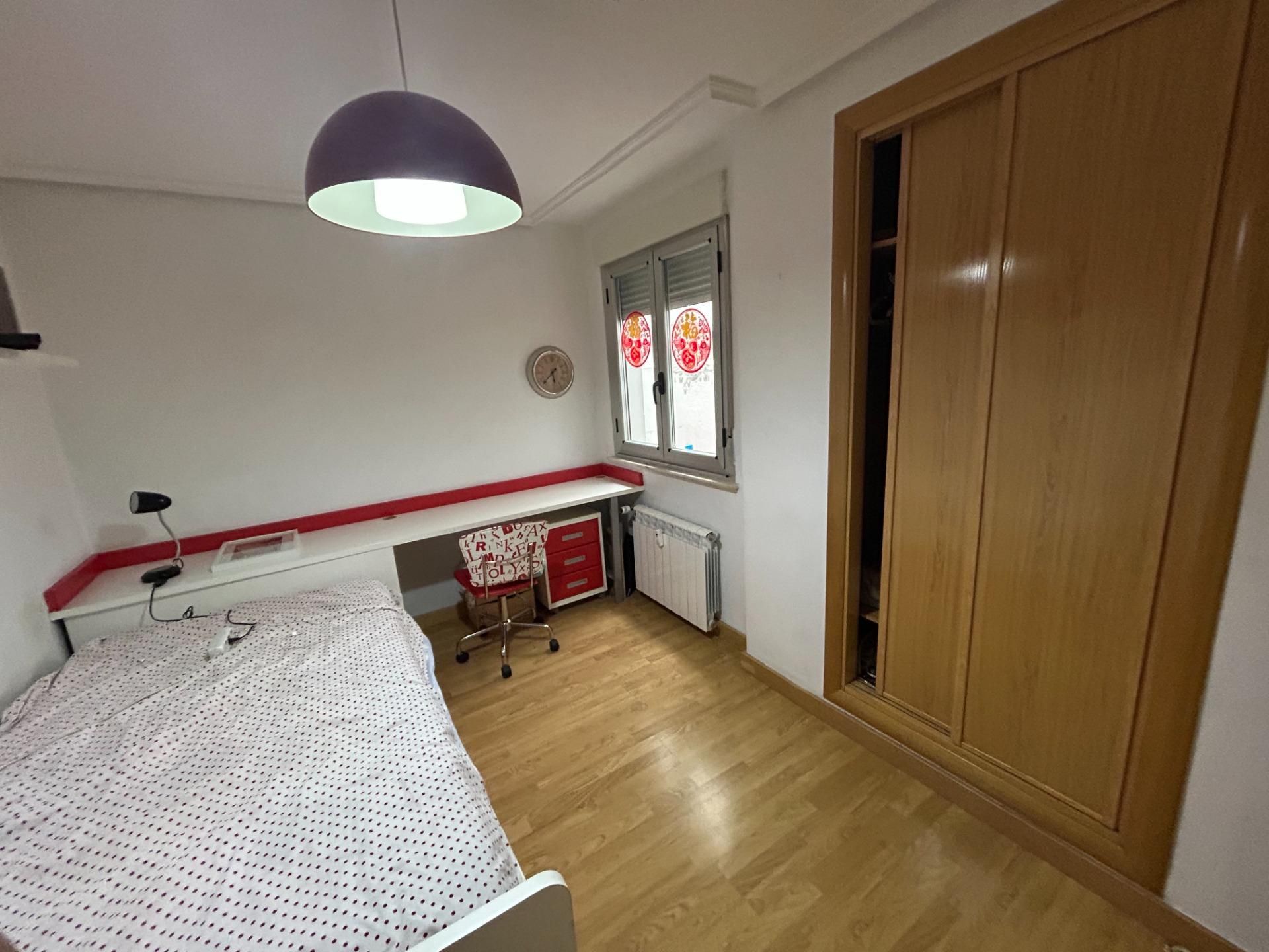 Bedroom of Flat for sale in Salamanca Capital  with Heating, Terrace and Balcony