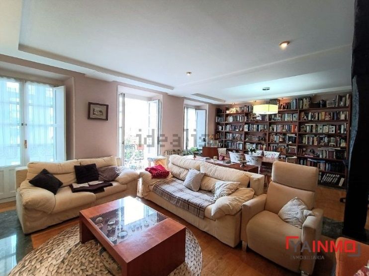 Living room of Flat for sale in Vitoria - Gasteiz  with Heating, Terrace and Storage room