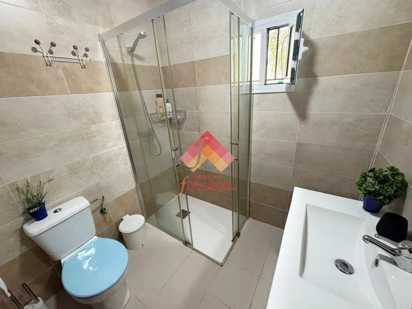 Bathroom of Country homes for sale in Ronda  with Heating, Swimming Pool and Furnished