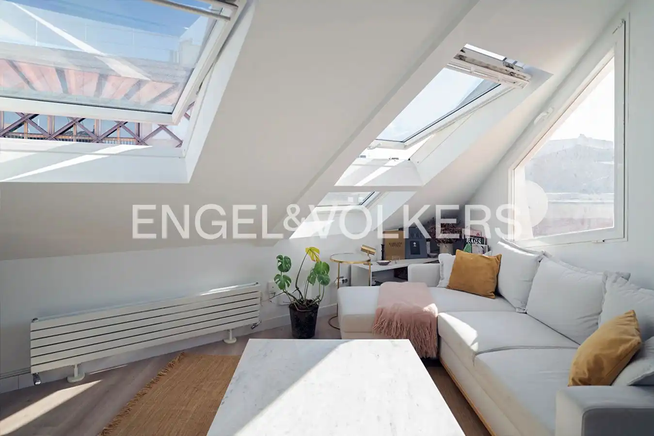 Terrassa de Pis de lloguer en  Madrid Capital amb Aire condicionat i Calefacció