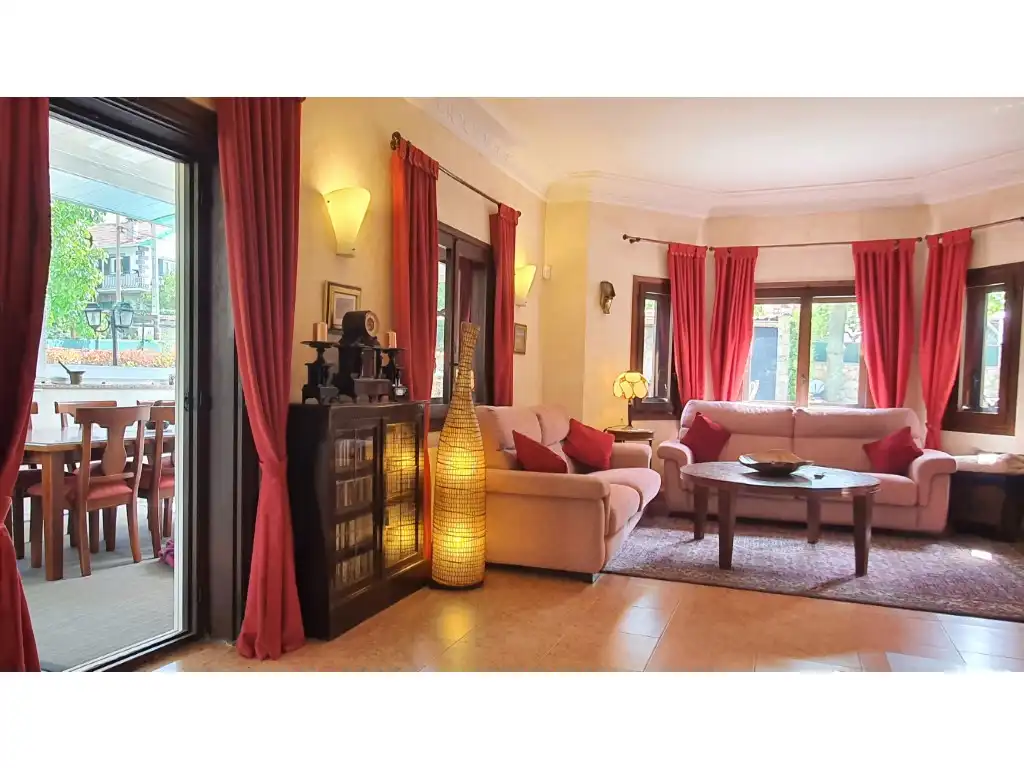 Living room of Houses for sale in Cercedilla  with Private garden, Terrace and Storage room