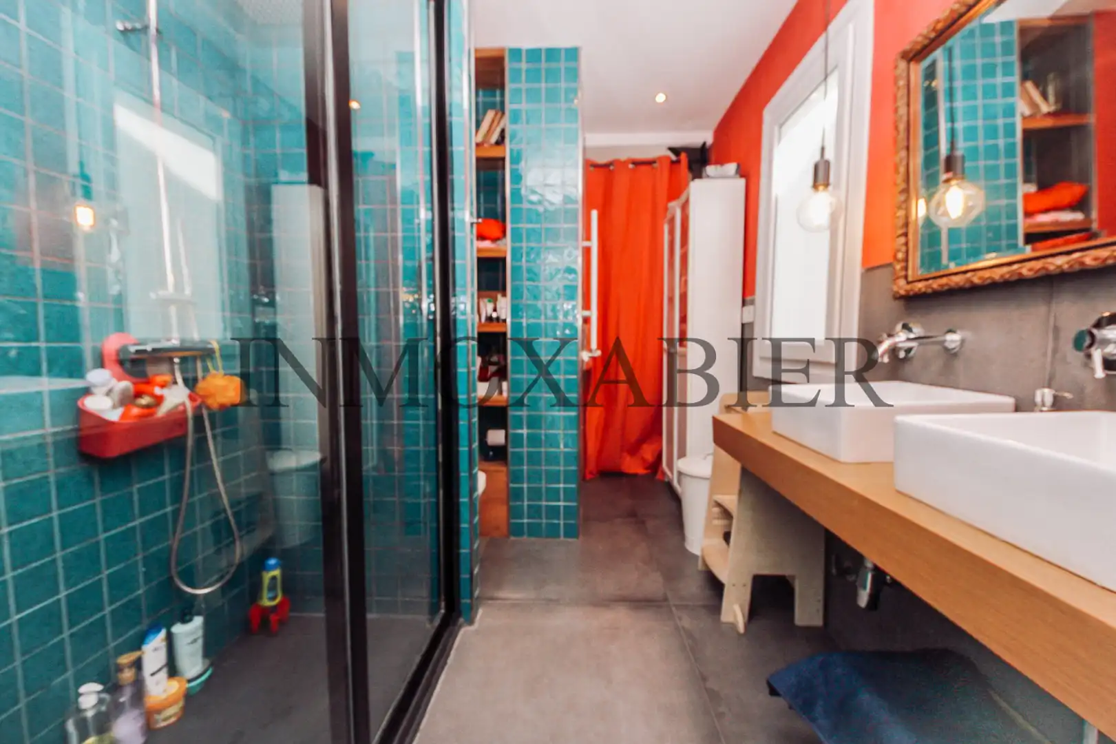 Baño de Dúplex en venta en Bilbao  con Calefacción, Amueblado y Horno