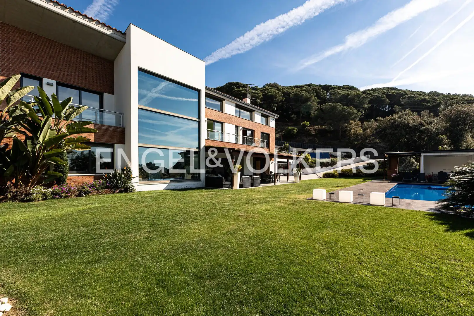 Exterior view of Houses for rent in Sant Andreu de Llavaneres  with Air Conditioner, Heating and Private garden