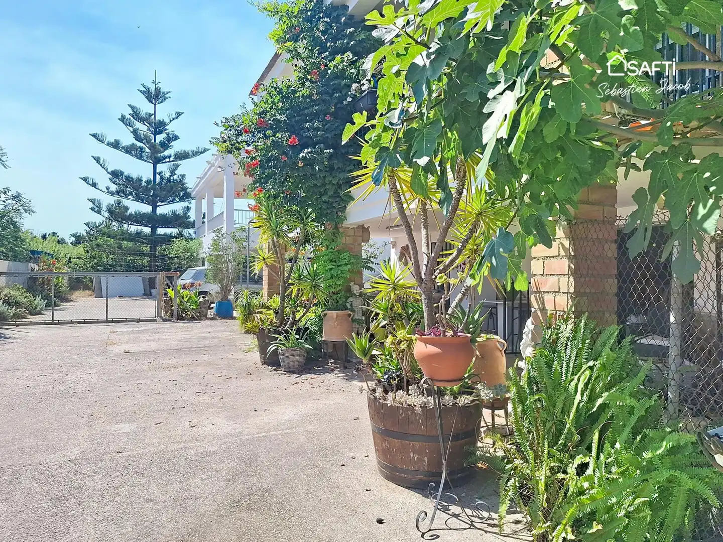 Vista exterior de Finca rústica en venta en Oliva con Calefacción, Terraza y Piscina