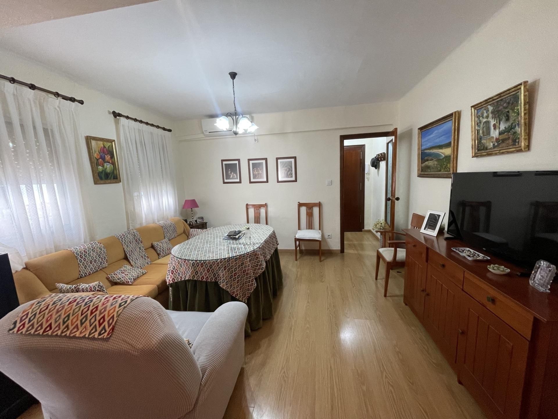 Vista exterior de Pis en venda en Camas amb Aire condicionat, Terrassa i Moblat