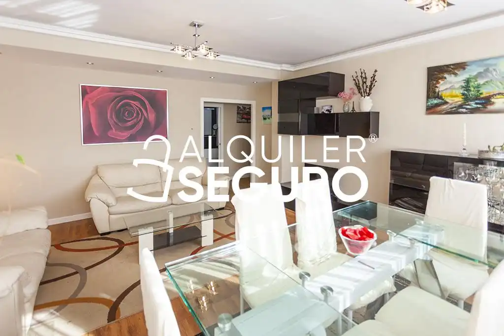 Flat with lift to rent in de Agustin de Foxá, imagen 3