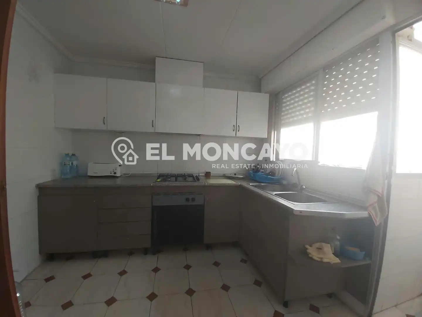 Cocina de Apartamento en venta en Guardamar del Segura con Aire acondicionado, Calefacción y Terraza
